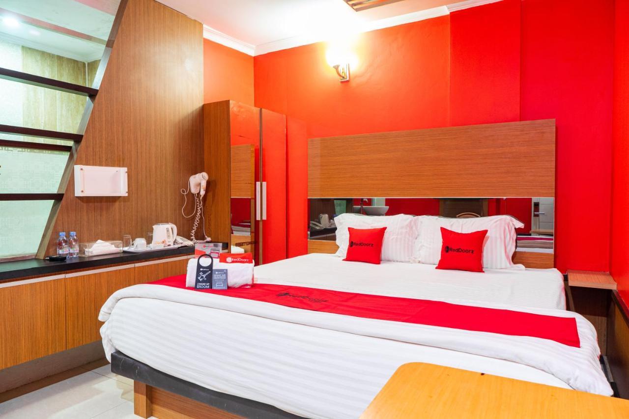 Reddoorz Plus Near Chadstone Mall Bekasi Exterior foto